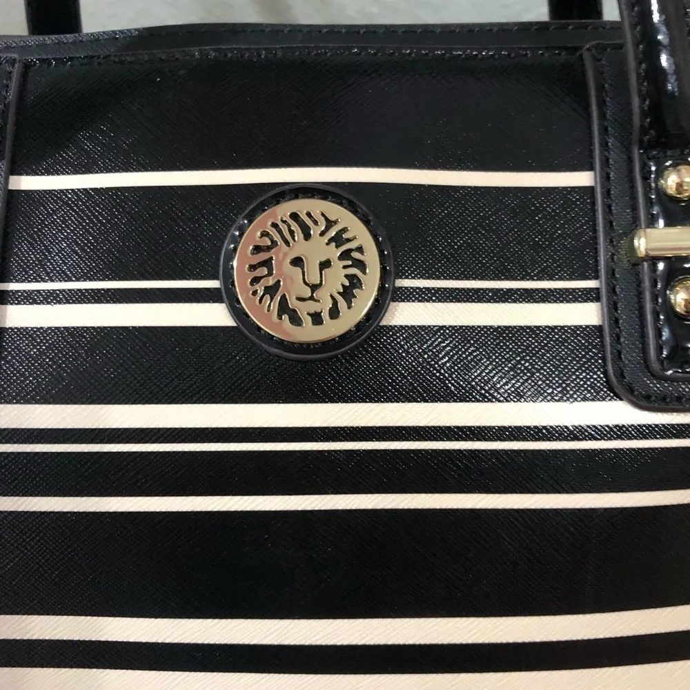 ANNE Klein doctor style bag